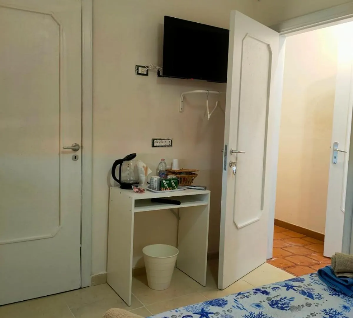 Bed And Fly Aeroporto Catania Reception H24 Bed & Breakfast 0*,  Italy