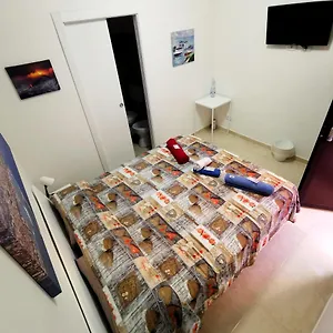 Bed & Breakfast Bed&fly Near Airport Fontanarossa Bagno Privato In, Catánia