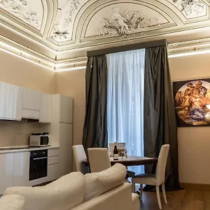 le-suites-del-duca-di-sarro.taorminaitalyhotels.com/